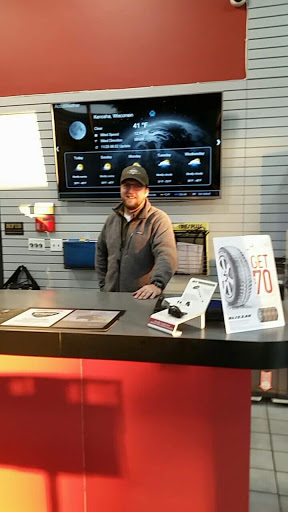 Tire Shop «Tires Plus of Kenosha», reviews and photos, 7424 74th Pl, Kenosha, WI 53142, USA
