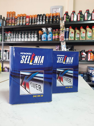 Π.Παύλου Λιπαντικά-Μπαταρίες-Ανταλλακτικά - Κατάστημα ελαστικών