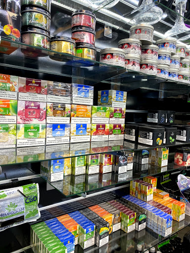 Vaporizer Store «Miami Vape Smoke Shop», reviews and photos, 471 NE 167th St, North Miami Beach, FL 33162, USA