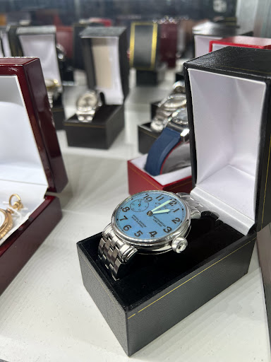 Pawn Shop «GC Pawn #1 - Gold N Connection LLC», reviews and photos, 1311 S Dixie Hwy W #17e, Pompano Beach, FL 33060, USA