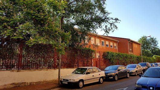 I.E.S. Villa de Valdemoro C. de Herencia, 1, 28341 Valdemoro, Madrid, España