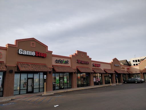 GNC, 1803 7th St #901, Lubbock, TX 79401, USA, 