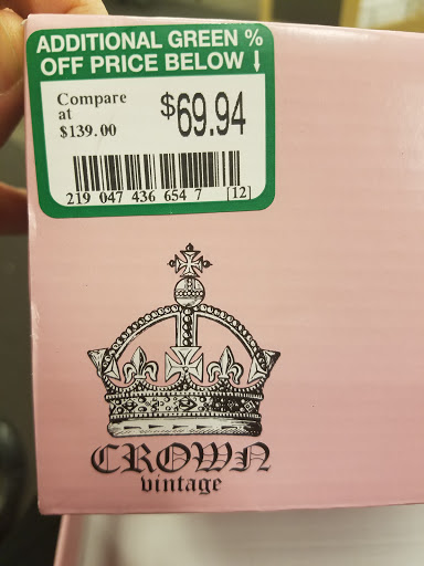 Shoe Store «DSW Designer Shoe Warehouse», reviews and photos, 2316 Monument Blvd, Pleasant Hill, CA 94523, USA