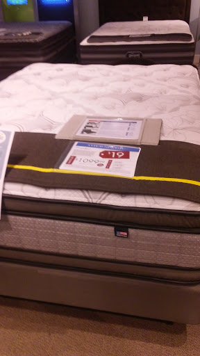 Furniture Store «The RoomPlace», reviews and photos, 2525 N Harlem Ave, Chicago, IL 60707, USA