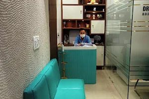 Kakkar Dental Clinic - Best Dentist in Ashok Vihar, Delhi image