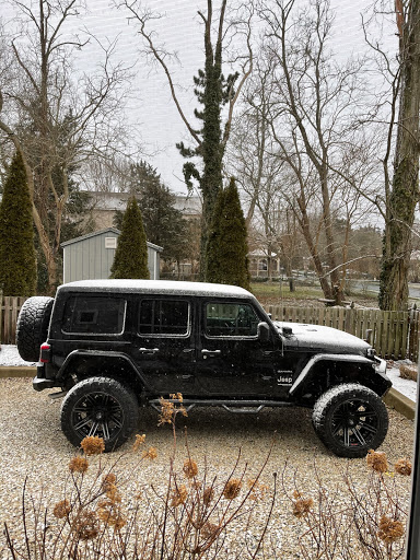 Car Dealer «Dealers Trade Outlet», reviews and photos, 16327 Lee Hwy, Gainesville, VA 20155, USA