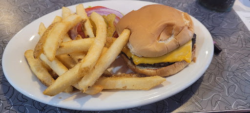 American Restaurant «The Purple Cow Restaurant», reviews and photos, 8026 Cantrell Rd, Little Rock, AR 72227, USA