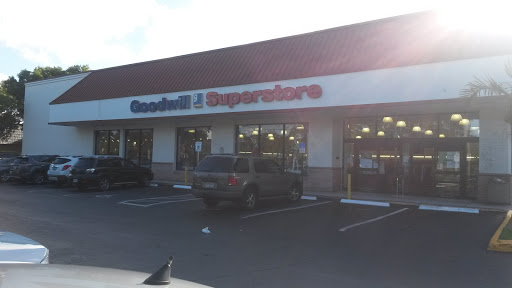 Thrift Store «Goodwill Store Deerfield Beach», reviews and photos