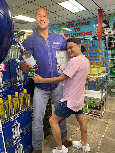 Liquor Store «One O One Liquors & Wine», reviews and photos, 617 E Oakland Park Blvd, Oakland Park, FL 33334, USA