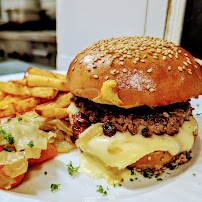 Hamburger du Restaurant français Auberge du grand chêne de Sillans à Sillans-la-Cascade - n°1