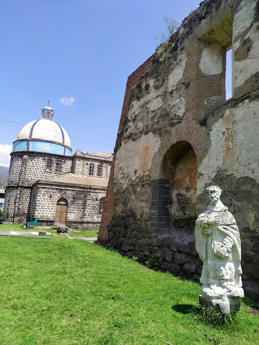 Monasterio De La Asunción - Guano
