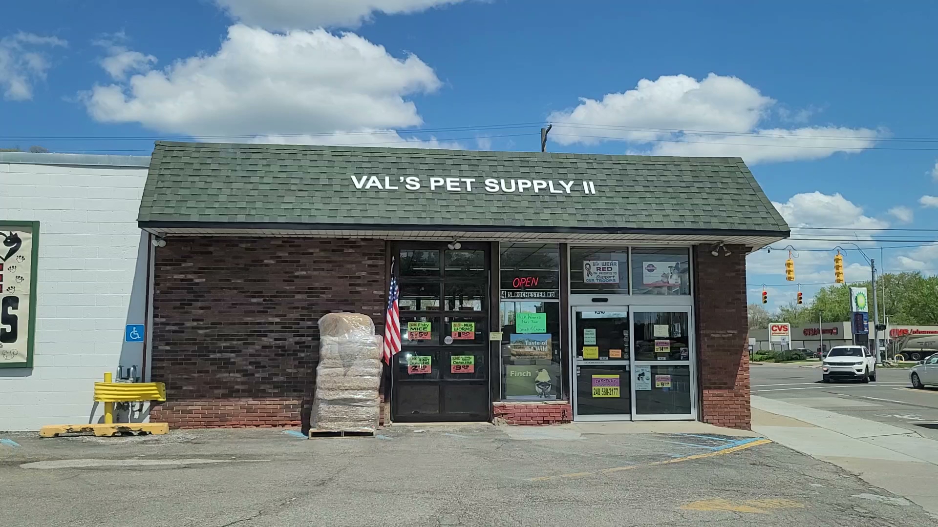 Val's Pet Supplies