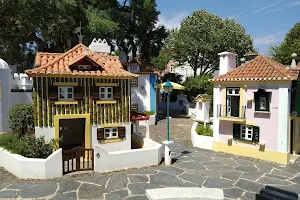Portugal dos Pequenitos image