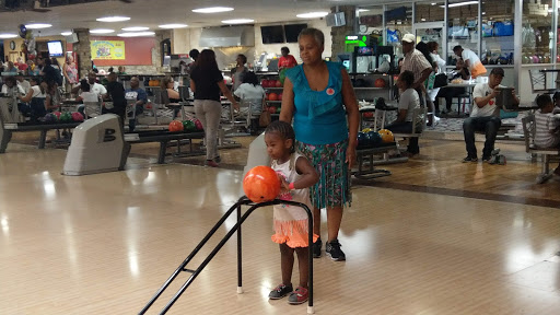 Bowling Alley «Wickliffe Lanes», reviews and photos, 30315 Euclid Ave, Wickliffe, OH 44092, USA