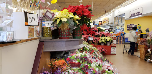 Supermarket «Giant», reviews and photos, 7142 Arlington Rd, Bethesda, MD 20814, USA