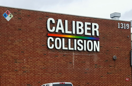 Auto Body Shop «Caliber Collision», reviews and photos, 1319 Capital Blvd, Raleigh, NC 27603, USA