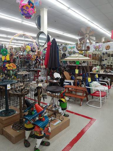 Craft Store «Hometown Crafts & Gifts», reviews and photos, 841 Junction Hwy, Kerrville, TX 78028, USA