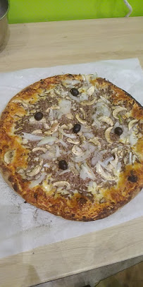 Plats et boissons du Pizzas à emporter PIZZA LOLA à Saint-Paul-et-Valmalle - n°20