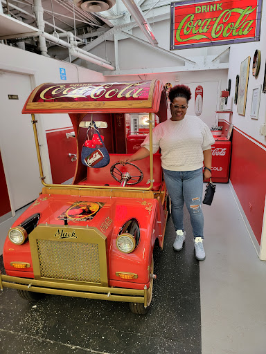 Museum «Klairmont Kollections», reviews and photos, 3111 N Knox Ave, Chicago, IL 60641, USA