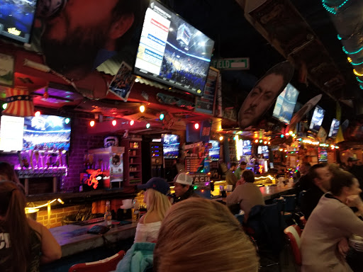 Live Music Bar «Tin Roof», reviews and photos, 3921 Shelbyville Rd, Louisville, KY 40207, USA