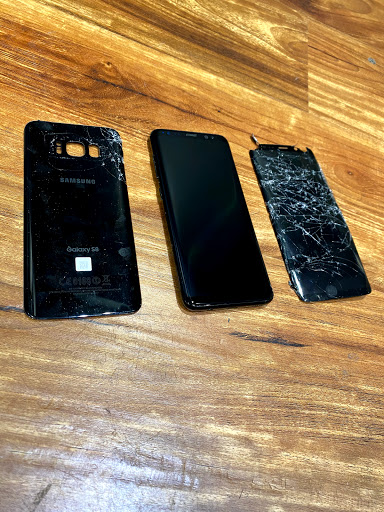 Electronics Repair Shop «Cellfone MD - cell phone repair», reviews and photos, 7637 N Milwaukee Ave, Niles, IL 60714, USA