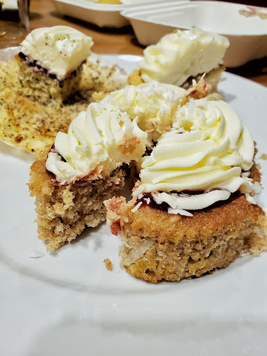 Bakery «Piece of Cake Bakery», reviews and photos, 8306 SE 17th Ave, Portland, OR 97202, USA