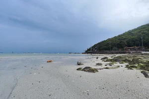 CORAL ISLAND PATTAYA BEACH VIEW POINT image