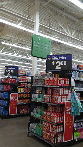 Department Store «Walmart Supercenter», reviews and photos, 305 10th St, Floresville, TX 78114, USA