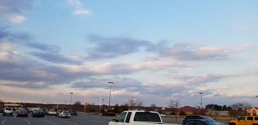 Shopping Mall «Conway Commons Shopping Center», reviews and photos, 310 Conway Blvd, Conway, AR 72034, USA