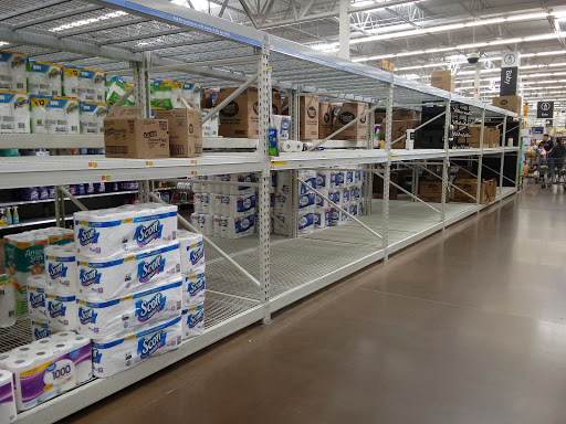 Shopping Mall «Southlands Town Center», reviews and photos, 6155 S Main St #260, Aurora, CO 80016, USA