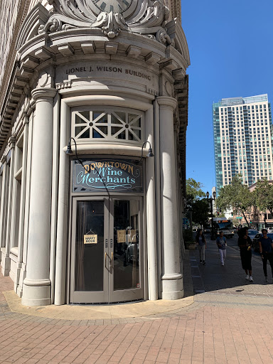 Wine Bar «Downtown Wine Merchants», reviews and photos, 102 Frank H Ogawa Plaza, Oakland, CA 94612, USA
