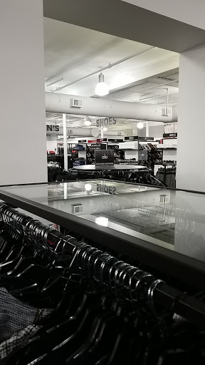 Department Store «Saks OFF 5TH», reviews and photos, 29 Tarrytown Rd, White Plains, NY 10607, USA
