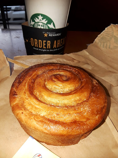 Coffee Shop «Starbucks», reviews and photos, 354 Saw Mill Rd, West Haven, CT 06516, USA