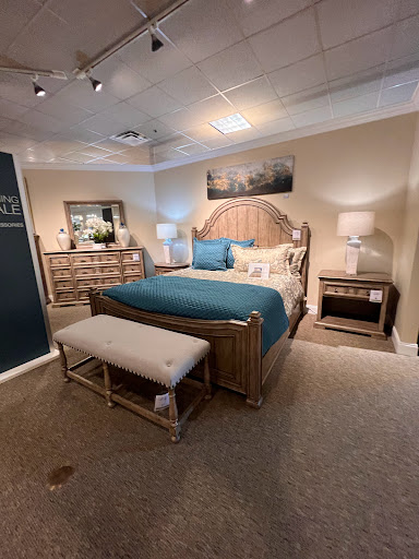 Furniture Store «Havertys Furniture», reviews and photos, 1906 W Brandon Blvd, Brandon, FL 33511, USA