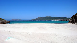 Playa Area Pequena'in fotoğrafı düz bir kıyı şeridi ile birlikte