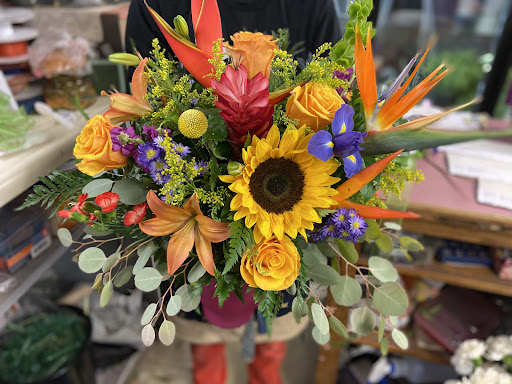 Florist «Mt Scott Flowers», reviews and photos, 7405 SE 82nd Ave, Portland, OR 97266, USA