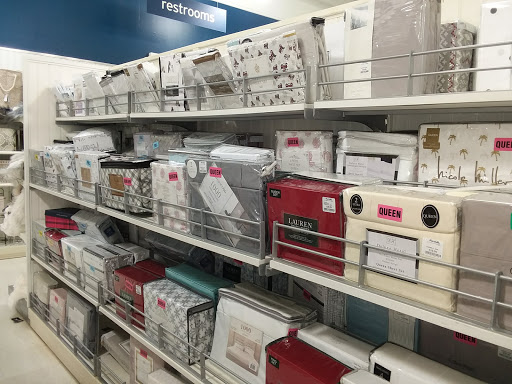 Shopping Mall «Southern Plaza Shopping Center», reviews and photos, 4200 S East St, Indianapolis, IN 46227, USA