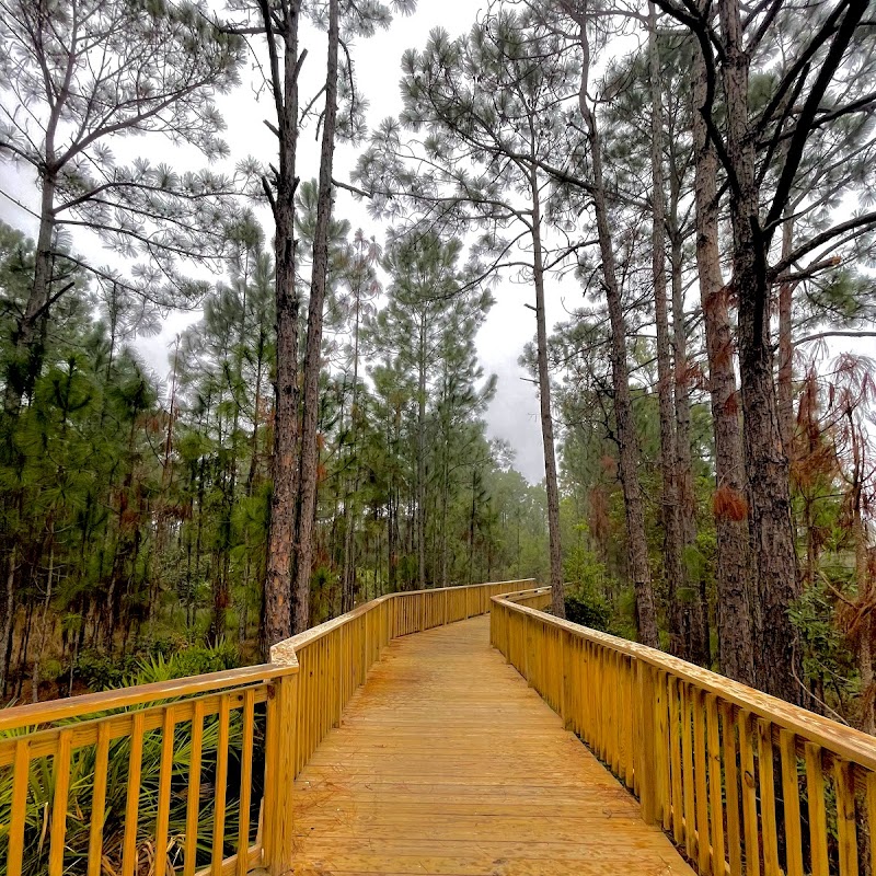 Laureate Park Nature Trailhead