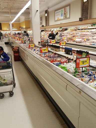 Grocery Store «Giant Food Stores», reviews and photos, 801 S 25th St, Easton, PA 18045, USA