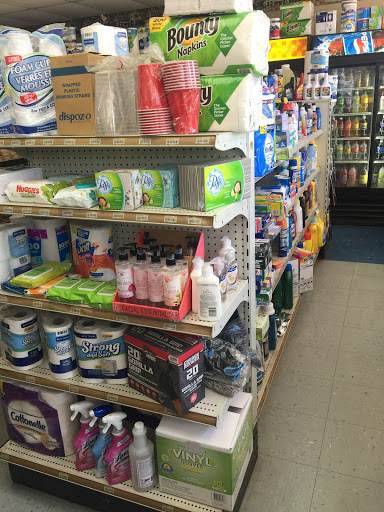 Convenience Store «Wayland Mini Market», reviews and photos, 334 Boston Post Rd, Wayland, MA 01778, USA