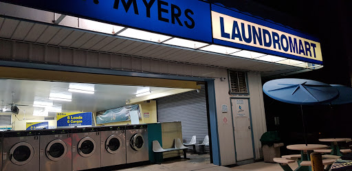 Laundromat «Laundromart North Fort Myers», reviews and photos, 216 Pondella Rd, North Fort Myers, FL 33903, USA