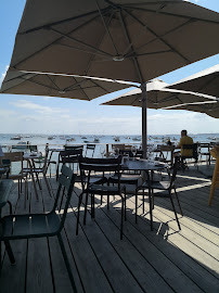 Atmosphère du Bar-restaurant à huîtres Le Ponton à Lège-Cap-Ferret - n°20