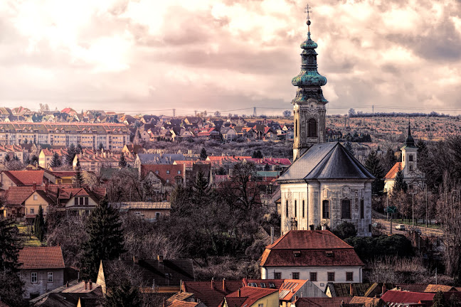 Egri Szent Miklós püspök templom - Eger