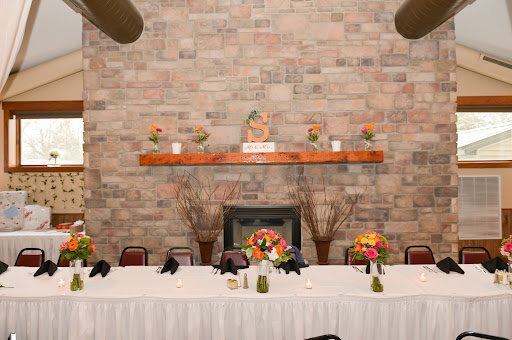 Florist «Forest Lake Floral, Gift & Garden», reviews and photos, 508 Lake St S, Forest Lake, MN 55025, USA