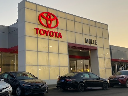 Toyota Dealer «Molle Toyota», reviews and photos, 601 W 103rd St, Kansas City, MO 64114, USA