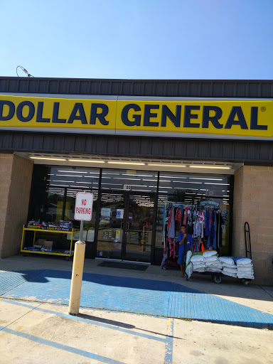 Home Goods Store «Dollar General», reviews and photos, 300 E Central Ave, Nixon, TX 78140, USA