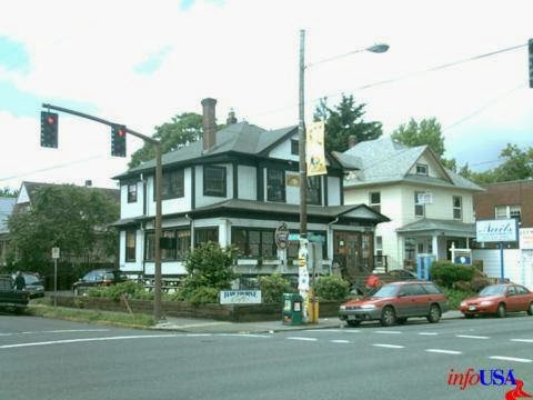 Tattoo Shop «Martian Arts Tattoo Studio», reviews and photos, 3352 SE Hawthorne Blvd, Portland, OR 97214, USA