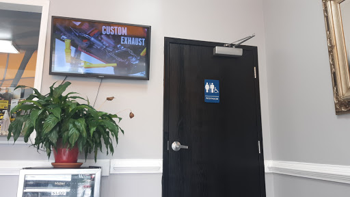 Auto Repair Shop «Meineke Car Care Center», reviews and photos, 8600 Roswell Rd, Atlanta, GA 30350, USA