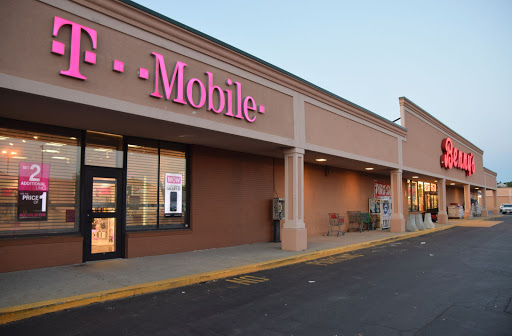T-Mobile, 340 Rhode Island Ave Suite 3, Fall River, MA 02721, USA, 