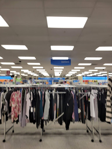 Clothing Store «Ross Dress for Less», reviews and photos, 3982 N Gloster St, Tupelo, MS 38804, USA